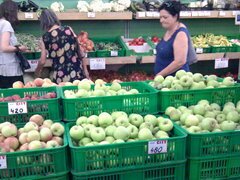 Lebensmittelpreise in Eriwanien, Äpfel und Pflaumen