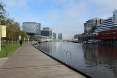 Wandern in Melbourne, Fußweg entlang der Bucht