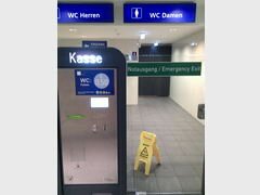 Prix des transports à Vienne, Toilettes payantes à la gare