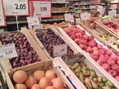 Preise der Produkte in Baku, Obst im Supermarkt