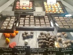 Preise für Lebensmittel in Minsk, Süßigkeiten in einem Süßwarenladen