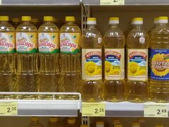 Lebensmittelpreise in Minsk, Belarus Sonnenblumenöl