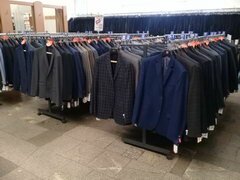 Kleidungspreise in Belarus in Minsk, Herrenanzüge