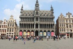 Belgische Sehenswürdigkeiten, Grands Plas, Grote Markt - ein historischer Platz im Herzen von Brüssel