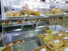 Lebensmittelpreise in Brunei, Brötchen und Süßigkeiten