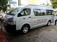 Autobus au Cambodge, Sihanoukville, Bus de luxe Golden Bayon Express