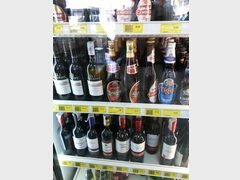 Prix de l'épicerie au Cambodge, Bière et vin