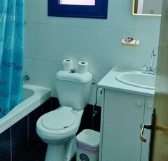 Logement à Chypre pour un touriste, Salle de bain