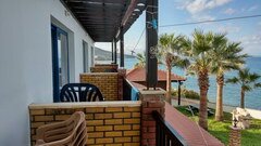 Logement à Chypre pour un touriste, Balcon