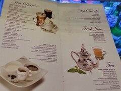 Dubai Mahlzeit Preise, Kaffee