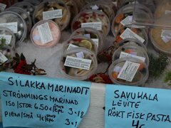 Preise auf dem Helsinki Embankment Market, Eingelegter Hering