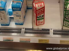 Hongkong, Preise im Lebensmittelladen, Bauernmilch