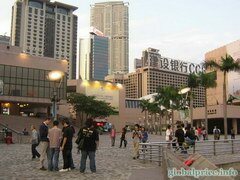 Sehenswertes in Hongkong, Uferpromenade neben der Avenue of the Stars.