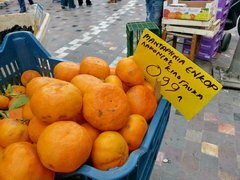 Preise in Athen, Griechenland für Obst, Orangen