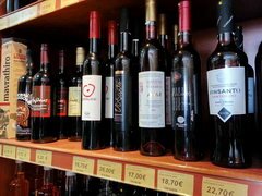 Preise in Athen, Griechenland für Alkohol, Wein