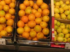 Lebensmittelpreise in Zagreb (Kroatien), Orangen und Zitronen