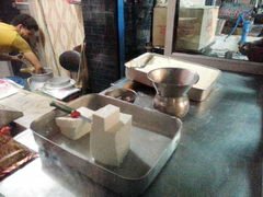 prix des produits d'épicerie en Inde, Paneer fromage et yaourt