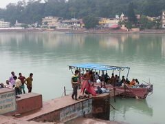 Fähren Fähren nach Indien, Gangesüberquerung in Rishikesh