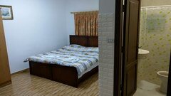 Logement bon et abordable en Jordanie, Chambre à coucher et salle de bain