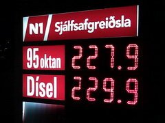 Transort à Reykjavik en Islande, Le coût de l'essence