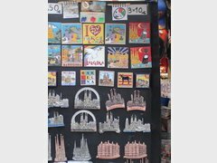 Preise in Barcelona für Souvenirs, Souvenir-Magnete