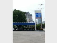 Transport in Cartagena, Kolumbien, Benzinpreise an der Tankstelle