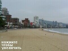Busan, Gwangalli Beach, Südkorea, Menschenmassen außerhalb der Saison