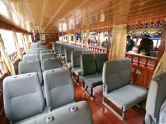 Transport de Huay Xai sur le Mékong (Laos), L'intérieur du bateau