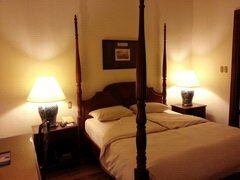 Laos, Vientyane, cher hôtel Settha Palace, Chambre à coucher