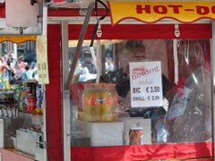 Lebensmittelpreise in Amsterdam in den Niederlanden, Hot Dogs