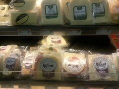 Lebensmittelgeschäft in Neuseeland, Lokaler Käse