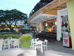 Philippinen, Cebu, Lebensmittelpreise, Cafe im Einkaufszentrum
