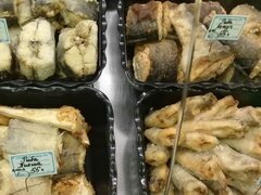 Moskau Lebensmittelpreise, Gegrillter Fisch