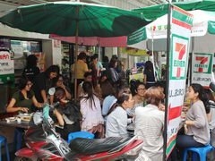Thailand, Bangkok, Straßenessen, Straßencafé für Einheimische