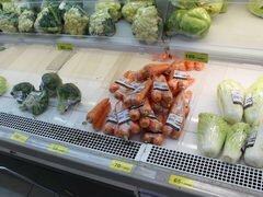 Bangkok, Thaïlande, prix au supermarché, carottes, chou de couleur, brocoli