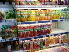 Produkte in Supermärkten in Thailand in Pattaya, Säfte