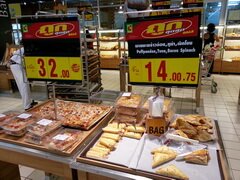 Supermarkt Produkte in Thailand in Pattaya, Pizza und Gebäck