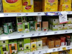 Supermarkt Produkte in Thailand in Pattaya, Verkauf von Tee