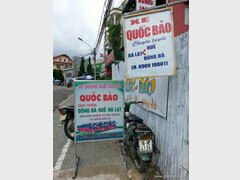 Vietnam, Dalat transport, Téléphones de la compagnie Quoc Bao 