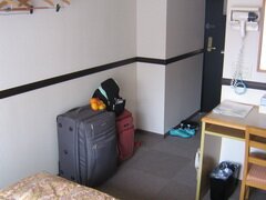 Hotels in Japan - Toyoko inn, Zimmer klein aber funktionell